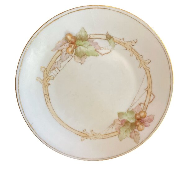 Favorite Bavaria 7" Gold Rimmed Plate - Picture 1 of 3